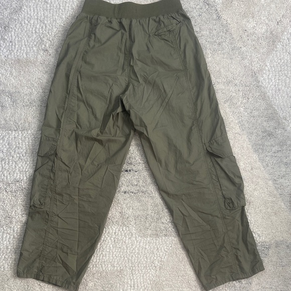 🎄3 for $25🎄 Grade & Gather Poplin Barrel Leg Cargo Pants - Picture 12 of 14